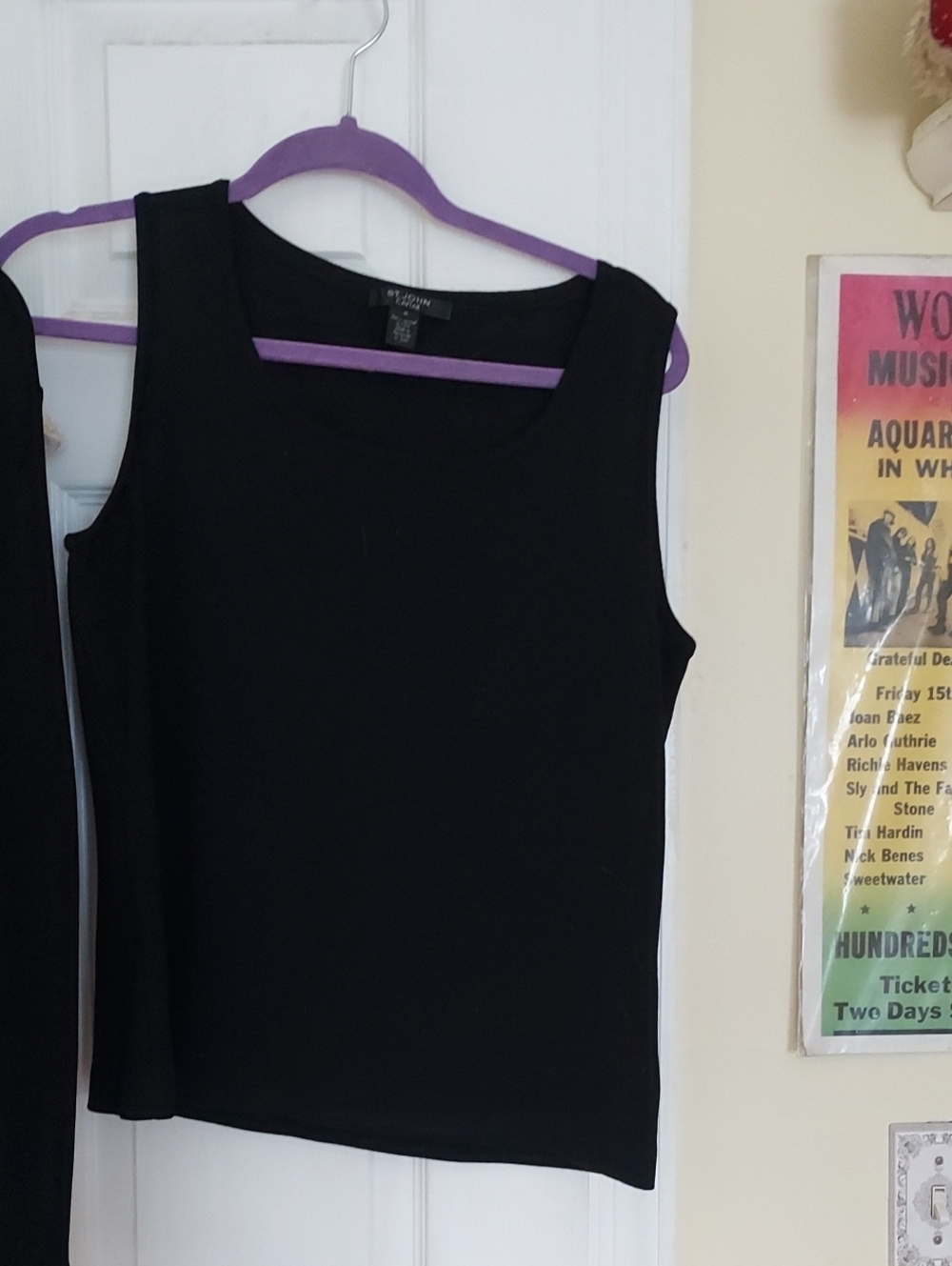St. John Caviar Womens Sleeveless Black Knit Top Size Med